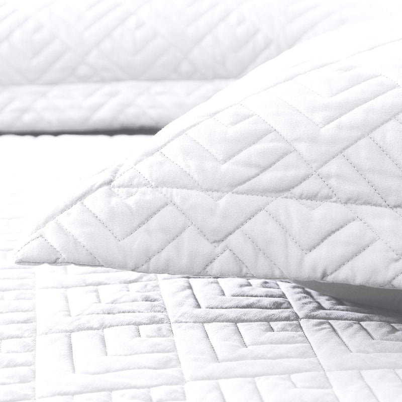 EXQ Home Quilt Set King Size White 3 Piece,Lightweight Soft Coverlet Modern Style Squares Pattern Bedspread Set for All Season(1 Quilt,2 Pillow Shams) - Image 5